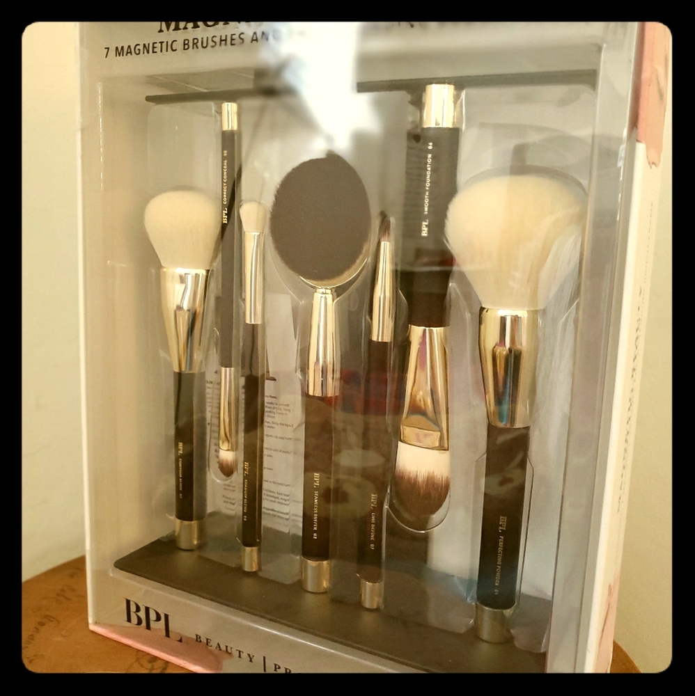 BPL Magnetic Brush Set